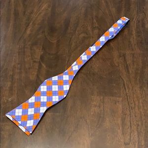 Men’s IZOD Bow Tie